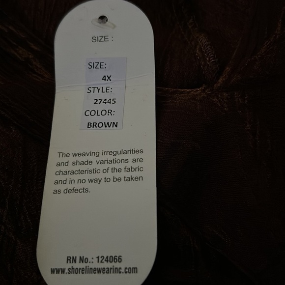 Ladies, very pretty, tunic or bathing suit, coverup,could be worn with leggings. - Picture 5 of 5